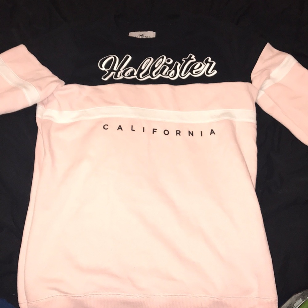 Pastel pink hollister sweatshirt